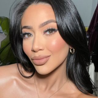 Profile Picture of Ivonne C. Benavides (@makeupbyivonne) on Instagram