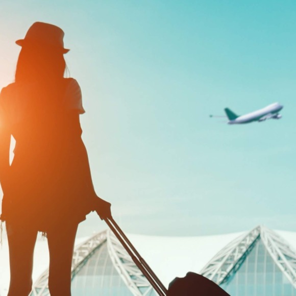 Profile Picture of Zei Archbold (@zitazeezi) on Poshmark