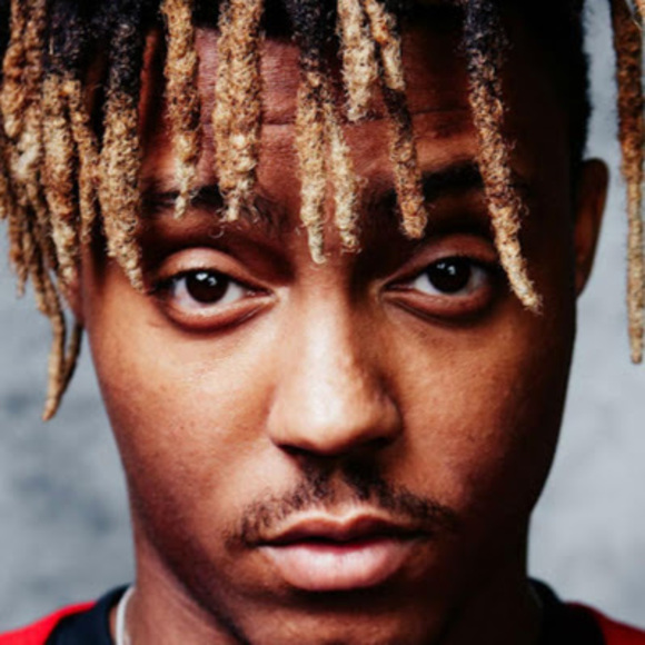 Profile Picture of Adam Haden (@adamhaden9) on Poshmark