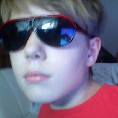 Profile Picture of Justin Hauser (@kuzcogeil) on Twitter