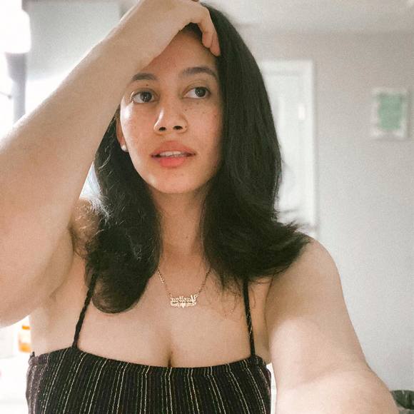 Profile Picture of Yaritza Sanchez (@yaritzasanch405) on Poshmark