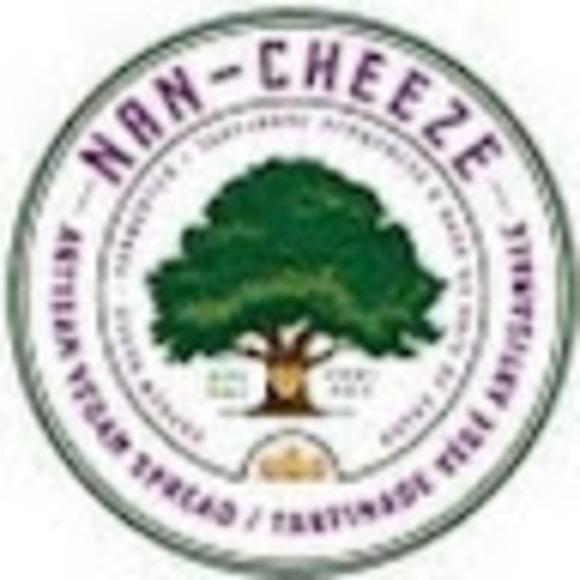 Profile Picture of Carolina Oropeza (@nancheeze1) on Poshmark