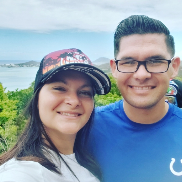 Profile Picture of Angel Peila (@angelpeila) on Poshmark