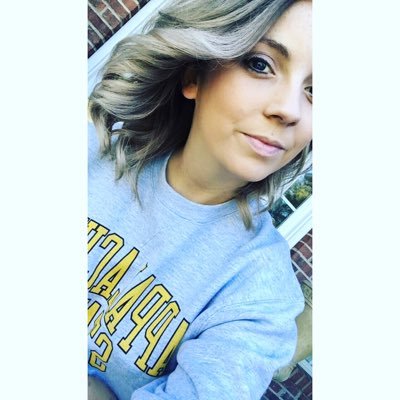 Profile Picture of Danielle Myers (@daniellemyers14) on Twitter