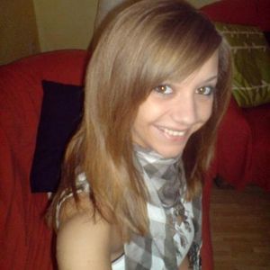 Profile Picture of Julia Büttner (@171600998) on Myspace