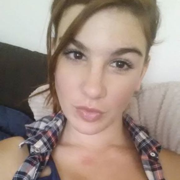 Profile Picture of Bria Woerner (@briarosewoerner) on Poshmark