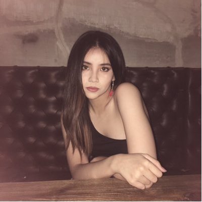 Profile Picture of Nicoleestrada (@NICOLEdians) on Twitter