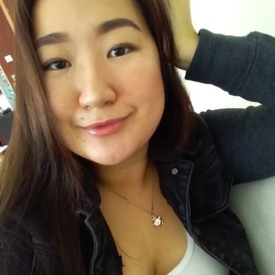 Profile Picture of Alice Z. (@AliceeZee) on Twitter