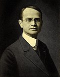 Profile Picture of Max L. Powellon Wikipedia