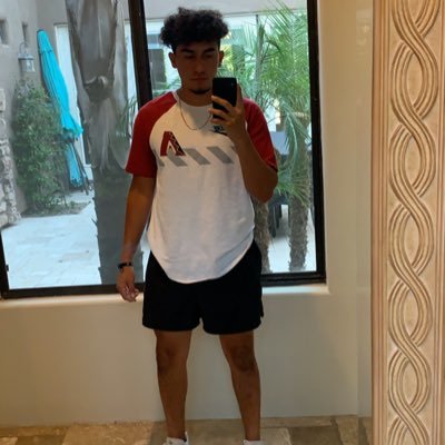 Profile Picture of Andrew Gomez (@andrewgomez554) on Twitter