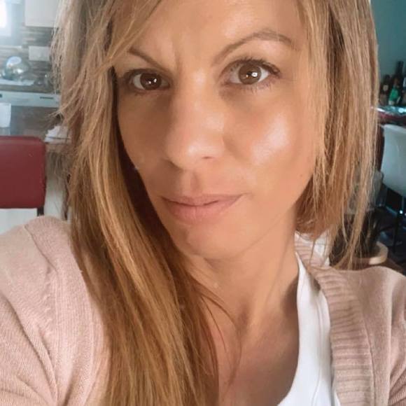 Profile Picture of Lisa Labonte (@missslisssa) on Poshmark