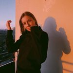 Profile Picture of Julia McRae🍉 (@akajuls) on Instagram