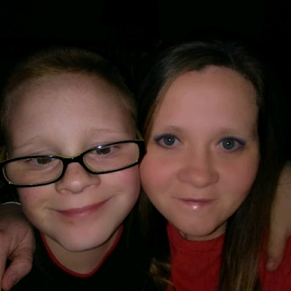 Profile Picture of Tiffany Hornbuckle (@tiffanyh87) on Poshmark