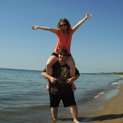 Profile Picture of Sherry Wesley (@witchstardew) on Twitter