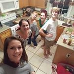 Profile Picture of Rachel Byerly (@rayshellred) on Instagram