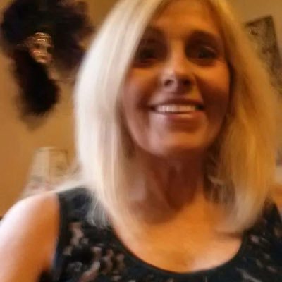 Profile Picture of Judith Berg (@JudithB34246406) on Twitter