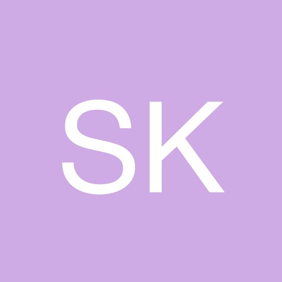 Profile Picture of Sheila Keys (@shetshet) on Poshmark