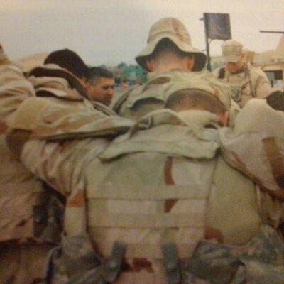 Profile Picture of Brandon Farnsworth (@Ilovejessicaw) on Twitter