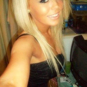 Profile Picture of Ella Small (@ninja_ella_xx) on Myspace