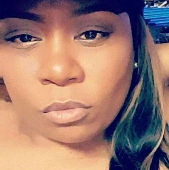 Profile Picture of Latoya Pearson (@lpearson68) on Poshmark