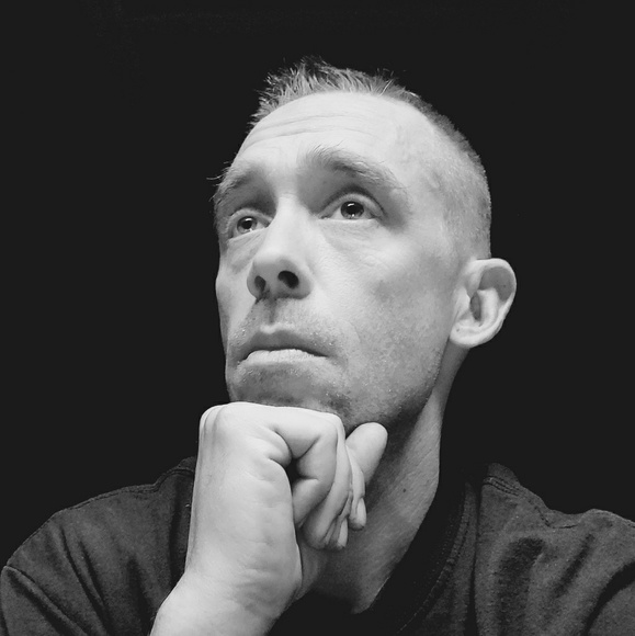 Profile Picture of Michael Weigel (@mweigel78) on Poshmark