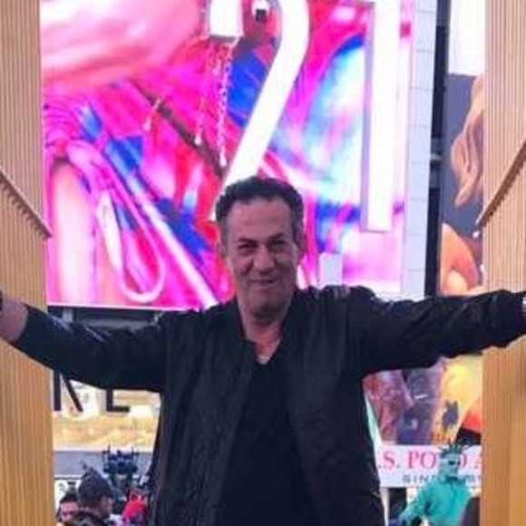 Profile Picture of Yok Shifman (@yokselectronics) on Poshmark