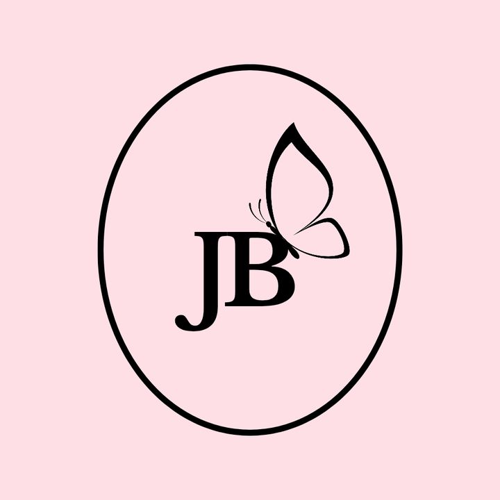 Profile Picture of Jasmine (@jasminesbindery) on Tiktok