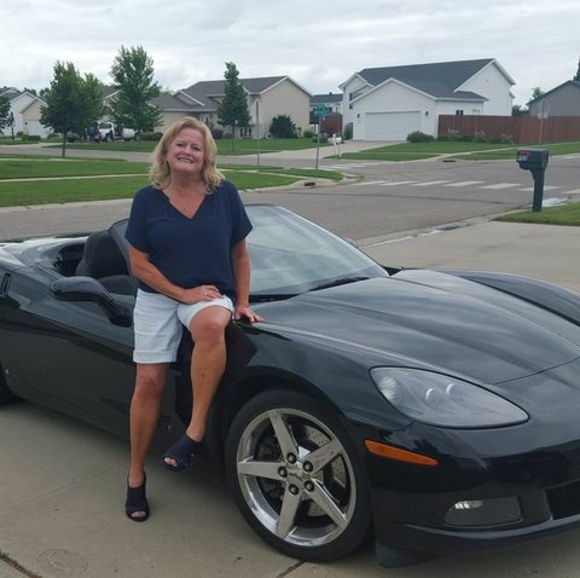 Profile Picture of Deb Sorlie (@debsorlie) on Poshmark