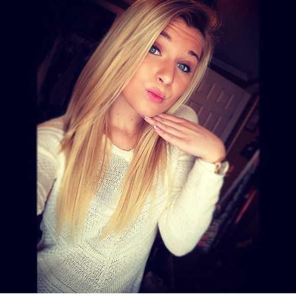 Profile Picture of Kaitlyn Ayers (@kaitlynayers23) on Poshmark