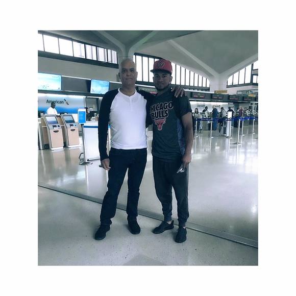 Profile Picture of Robelys Reyes (@luca7234) on Poshmark