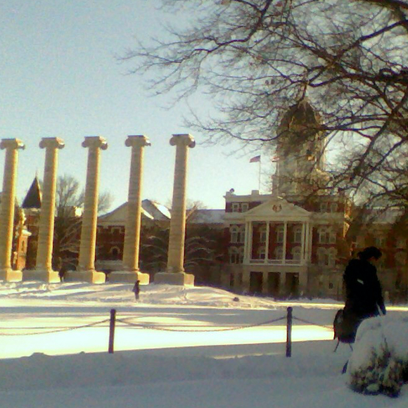 Profile Picture of Erika Loudenslager (@robotoes) on Poshmark