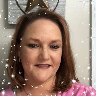 Profile Picture of Cassandra Vanover Reed (@cassandra.vanoverreed) on Facebook