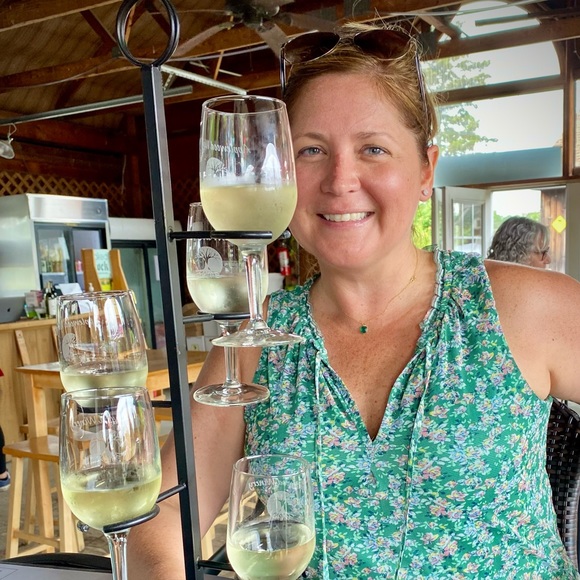 Profile Picture of Kaitlin Wright (@kaitlinawright) on Poshmark