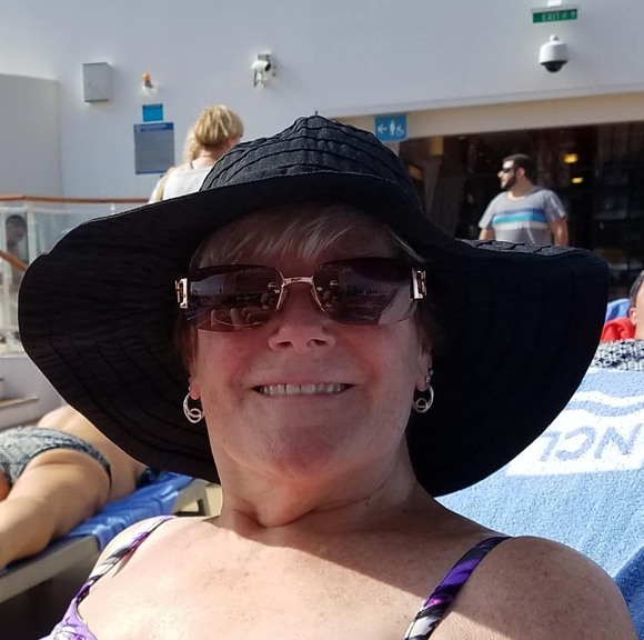 Profile Picture of Suzie Jesser (@suzeequ1949) on Poshmark