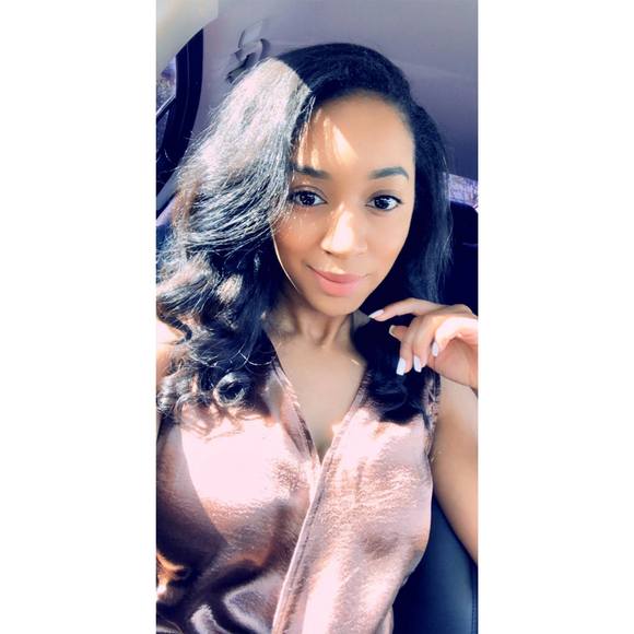 Jasmine Hyter - Poshmark Profile Picture of Jasmine Hyter (@jhyter) on Poshmark