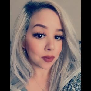 Profile Picture of Laramee (@cyanwdtkj) on Tiktok