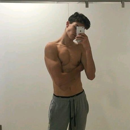 Profile Picture of gianopouloss_ (@gianopouloss_) on Tiktok