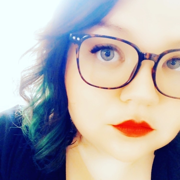 Profile Picture of Sam Blackburn-lancaster (@smbl8447) on Poshmark