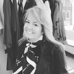 Profile Picture of Lisa Barton (@lisa.barton.9693) on Instagram