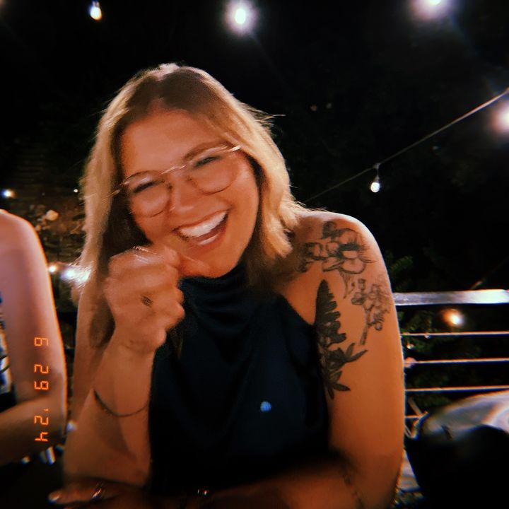 Profile Picture of Michelle Muzzillo (@michellemuzz) on Tiktok