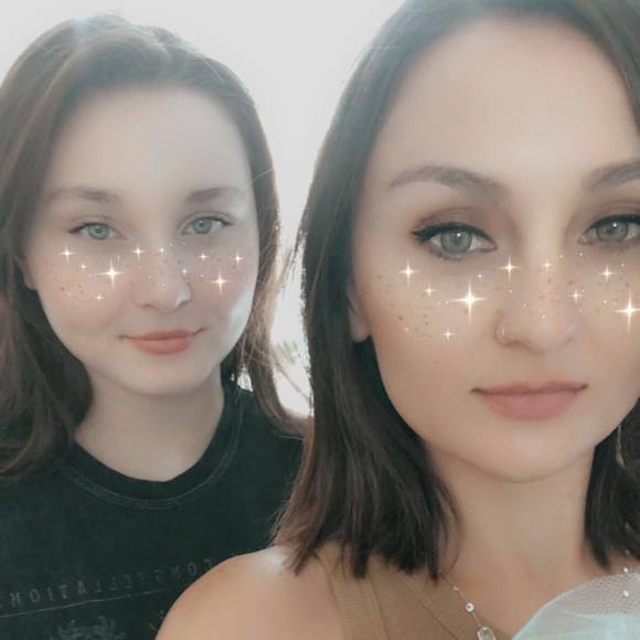 Irina Karavan - Poshmark Profile Picture of Irina Karavan (@ikaravan) on Poshmark