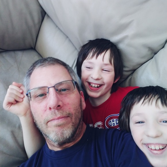 Profile Picture of Daniel Lortie (@daniellortie) on Poshmark