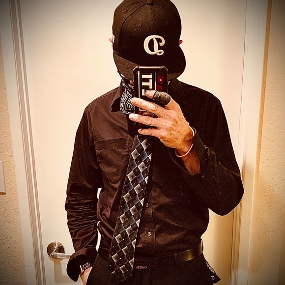 Profile Picture of Adam Greenmyer (@agmedialodi) on Poshmark