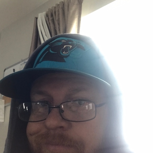 Profile Picture of Zach Gilbert (@zachg2065) on Poshmark