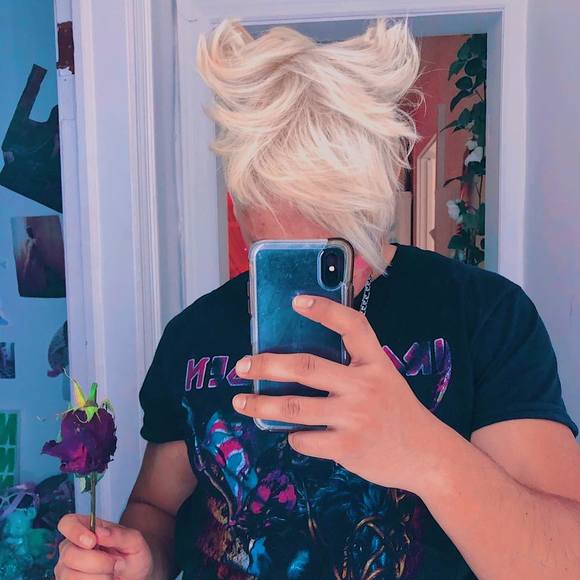 Profile Picture of Omar Cisneros (@soldador0mano) on Poshmark