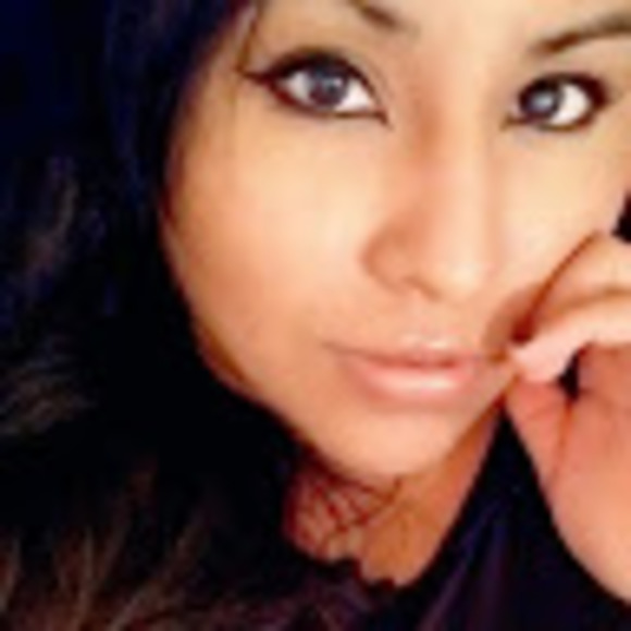 Profile Picture of Cassandra Cuellar (@cass648) on Poshmark