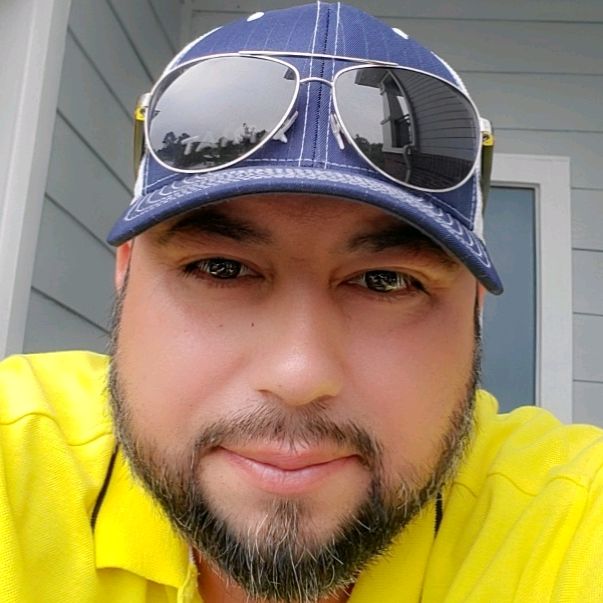 Profile Picture of renesaenz199 (@renesaenz199) on Tiktok