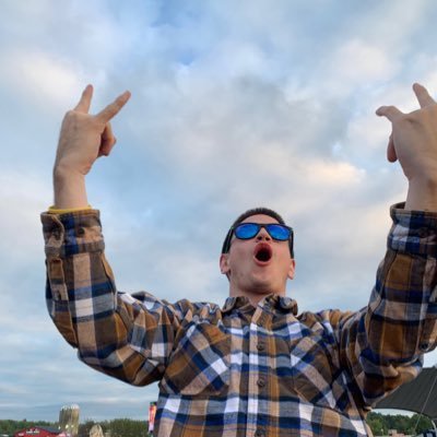Profile Picture of Tom Embury (@@Pack1225TE) on Twitter