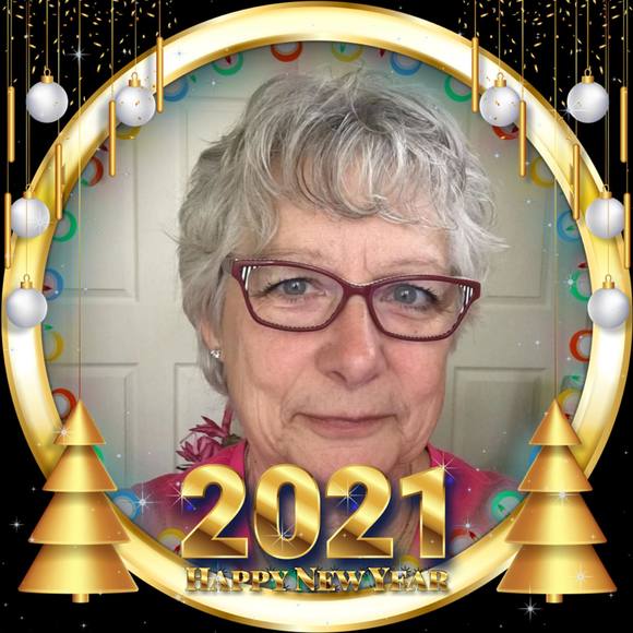 Profile Picture of Debbie Scherck (@somebunny50) on Poshmark