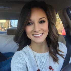 Profile Picture of Caroline Munizza (@clineeee27) on Pinterest